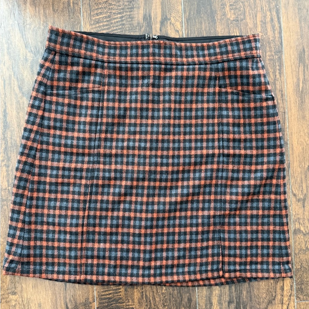 LOFT Black and Rust Plaid Mini Skirt - Size 6